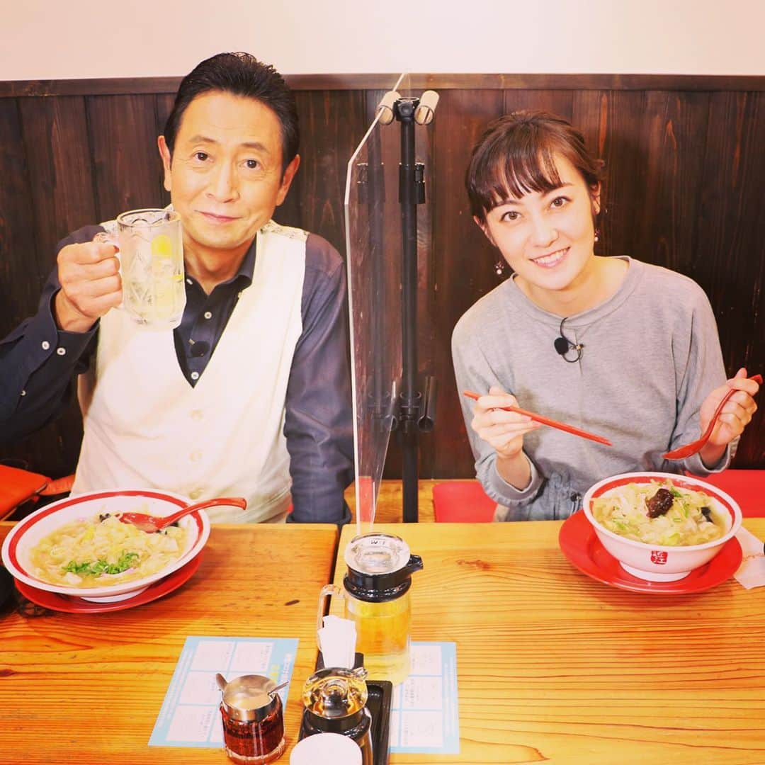 テレビ大阪「おとな旅あるき旅」さんのインスタグラム写真 - (テレビ大阪「おとな旅あるき旅」Instagram)「今夜のおとな旅あるき旅（テレビ大阪）は、秋のハイキングにピッタリ！滋賀 彦根で城下町さんぽです！  彦根城では、難攻不落と言われた名城の秘密を学び、絶景の大名庭園でタイムスリップ。 さらに、城下町で見つけた彦根グルメの数々と、美味しい地酒を堪能します！また、絢爛豪華な彦根仏壇、そのお値段に2人も目が点… お楽しみに！  今夜 18:30〜  #おとな旅あるき旅#テレビ大阪#三田村邦彦#松山メアリ#滋賀#彦根#彦根城#城下町#ひこにゃん#井伊家#玄宮園#彦根仏壇#近江ちゃんぽん#近江牛#すき焼き」10月10日 14時41分 - tvo.otonatabi