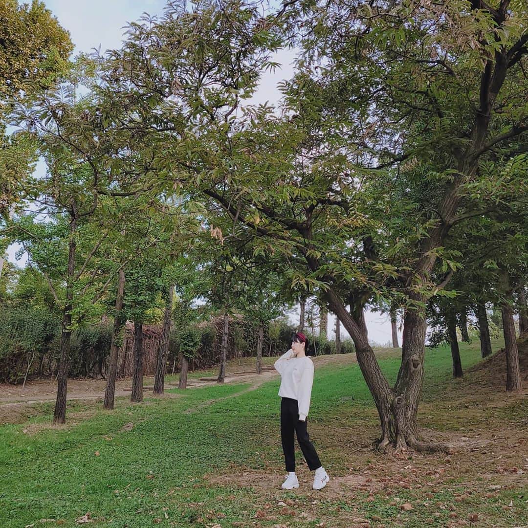 イェジ のインスタグラム：「#서성이」
