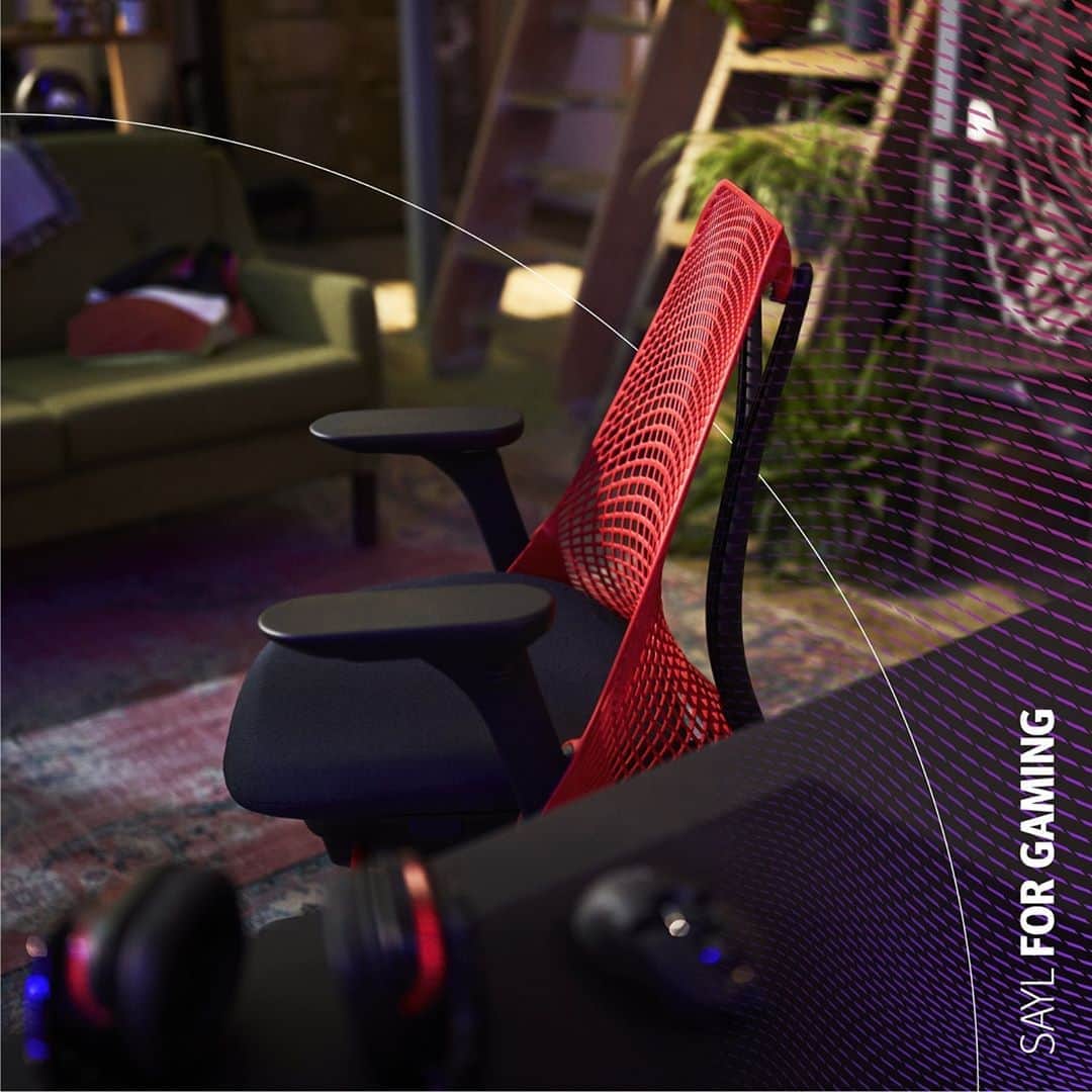 Herman Miller （ハーマンミラー）さんのインスタグラム写真 - (Herman Miller （ハーマンミラー）Instagram)「Bringing decades of cognitive and ergonomic research to your gaming setup, we’re progressing the game for good. Shop the sustainably designed gaming edition of the Sayl Chair, now available in all-new colors, and our full portfolio of gaming products, via the link in our bio. #hmgaming」10月11日 2時00分 - hermanmiller