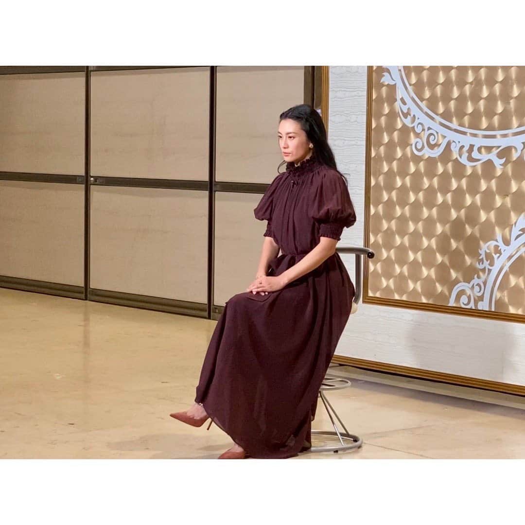 柴咲コウのインスタグラム：「本日夜10時から「35歳の少女」がSTARTします^ ^  「I LOVEみんなのどうぶつ園」 「世界一受けたい授業2時間SP」 にも出演します！  #10月10日日テレ #三十五歳の少女 #朝はズムサタに出演しました #やればできる #みんなのどうぶつ園  #世界一受けたい授業  #堺校長」
