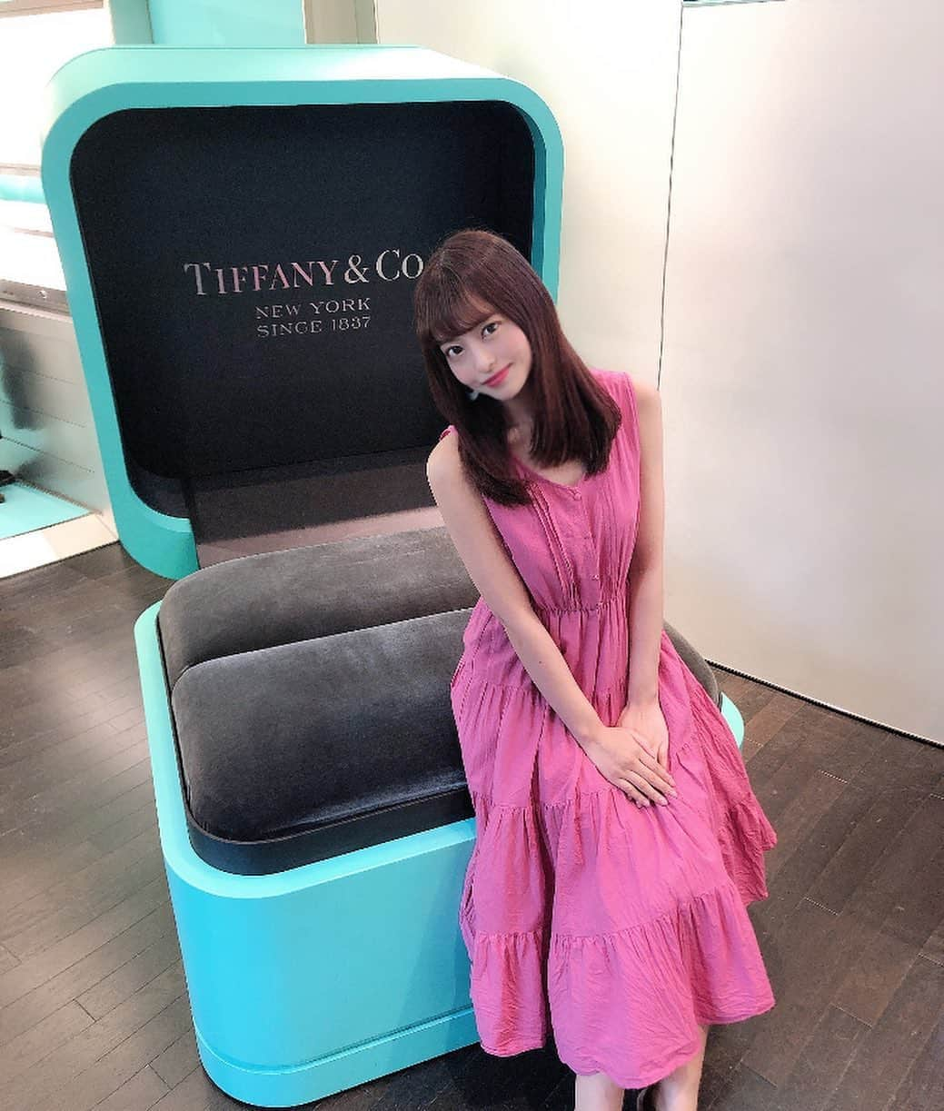 桜もこさんのインスタグラム写真 - (桜もこInstagram)「ティファニーカフェ🍰☕️  #ティファニーカフェ  #tiffanycafe  #tiffanyandco  #カフェ #cafe」10月10日 18時13分 - mokochan319