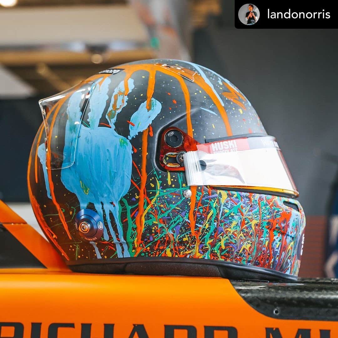 F1さんのインスタグラム写真 - (F1Instagram)「The @mclaren boys are supporting #WorldMentalHealthDay by sporting some very special helmets at the Nurburgring this weekend 👏 Read Lando’s message below 👇 and swipe 👈 to watch a message from both @landonorris and @carlossainz55 👍 . Wearing my very special @MindCharity helmet this weekend to raise awareness for #WorldMentalHealthDay. Hopefully this will give one person out there the confidence to chat to their family, friends or whoever they feel confident doing so 🧡 . #EifelGP 🇩🇪 #F1 #Formula1 @mclaren」10月10日 18時29分 - f1