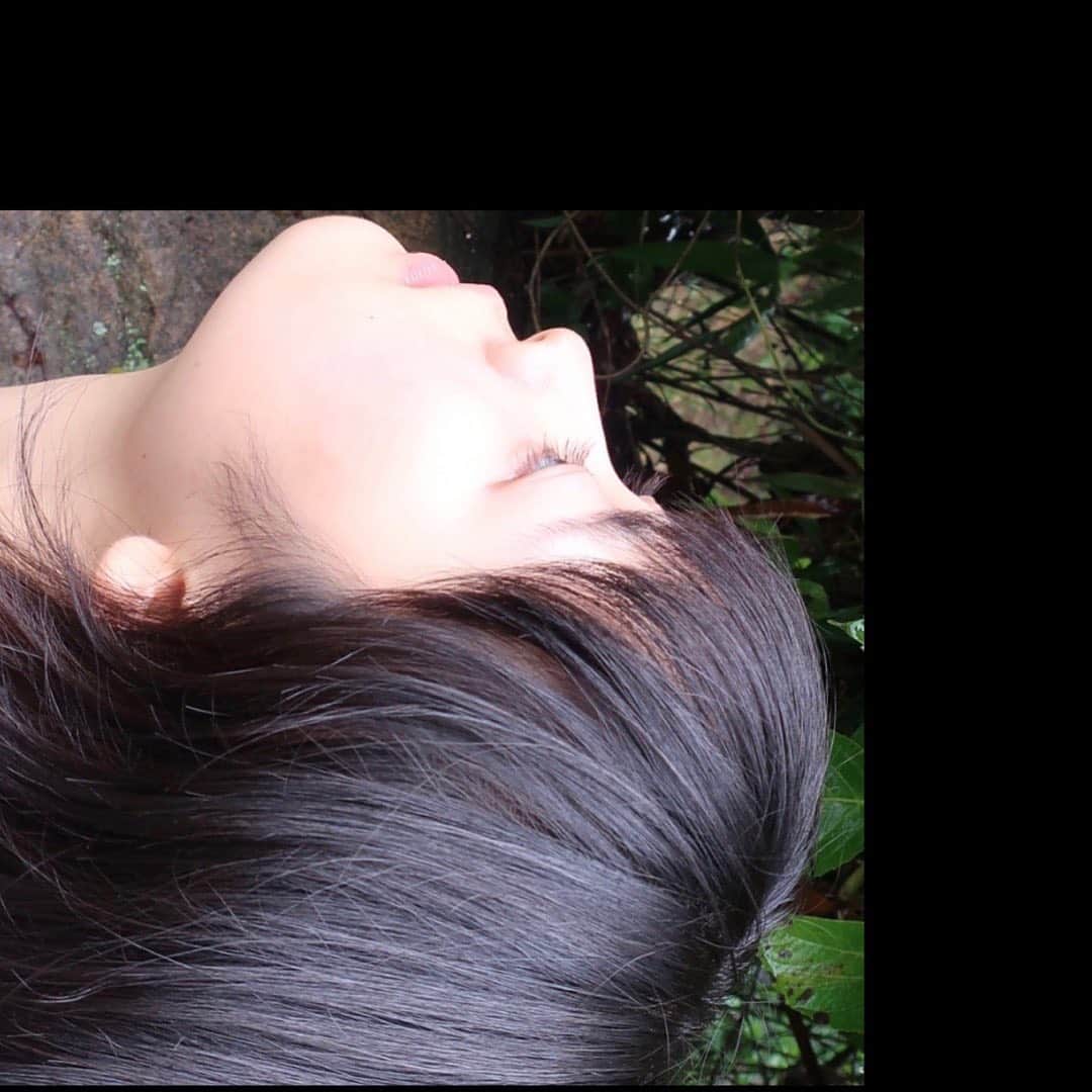河村花さんのインスタグラム写真 - (河村花Instagram)「. 最近さむーい！！ 待ってました！みかんの季節🥰 #河村花」10月10日 18時48分 - hana_kawamura