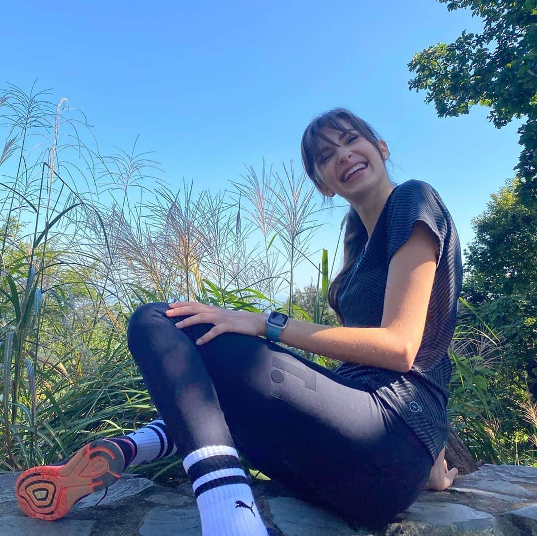 のインスタグラム：「高尾山のときの🏔楽しかったなあ☘️  #instadaily #instagood #instalike #instafashion #instafollow #model #shooting #外国人モデル #フリーモデル #モデル #ブライダルモデル #サロンモデル #サロモ #ファッションモデル #撮影モデル #白人モデル #フィットネス女子 #フィットネスモデル」