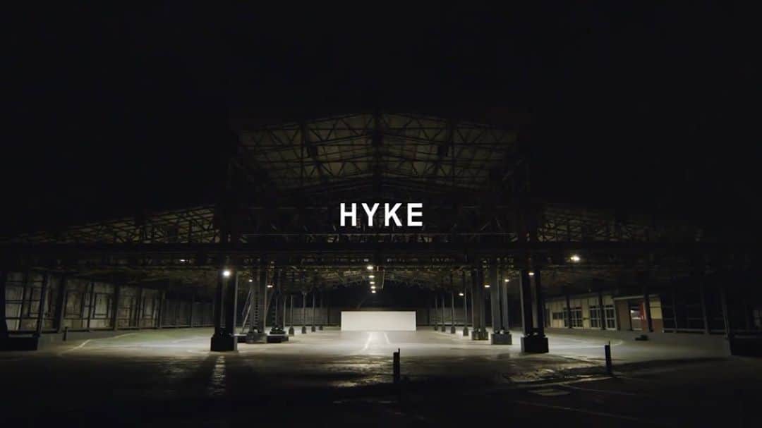 のインスタグラム：「HYKE 2021 SPRING AND SUMMER RUNWAY SHOW STREAMING @hyke_official」