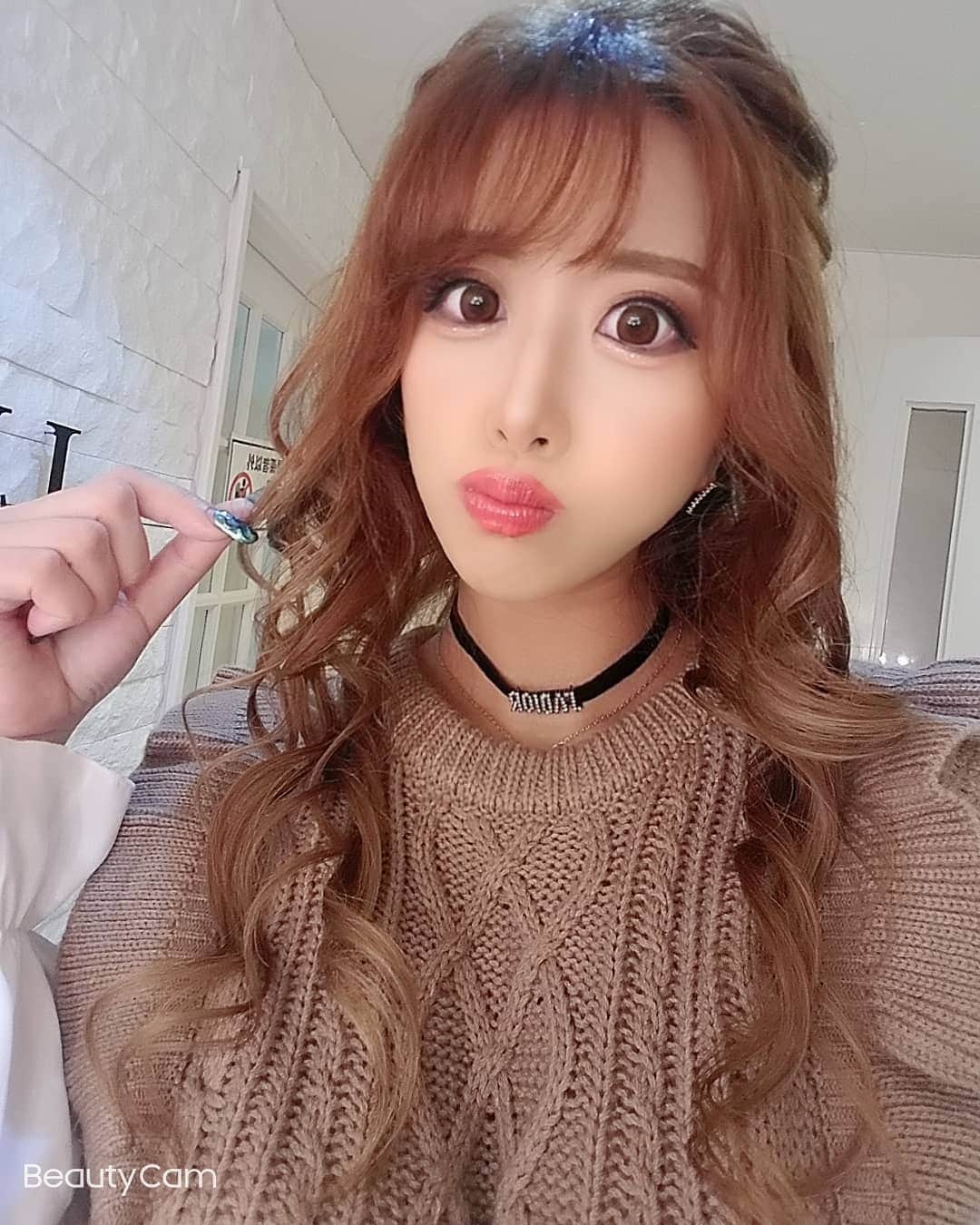 のインスタグラム：「土曜日だね🧡💜💛꒰ू๑͒•౪•๑͒꒱⋆.*⃝̥◌̥  遊びにいきたい飲みたいなん🍶♨  #キャバクラ#キャバ嬢#クラブ #ニュークラブ#ラウンジ#スナック#ガールズバー#バー#名古屋#錦#錦三丁目#錦三#歌舞伎町#六本木#銀座#すすきの#仙台#ミナミ#北新地#中洲#インスタ放置具合のやばさ#最近エロ垢しかフォローされない不思議#エロそうでエロくないよ5割減#また更新しマッチョッチョ💪( ¨̮ 💪)」