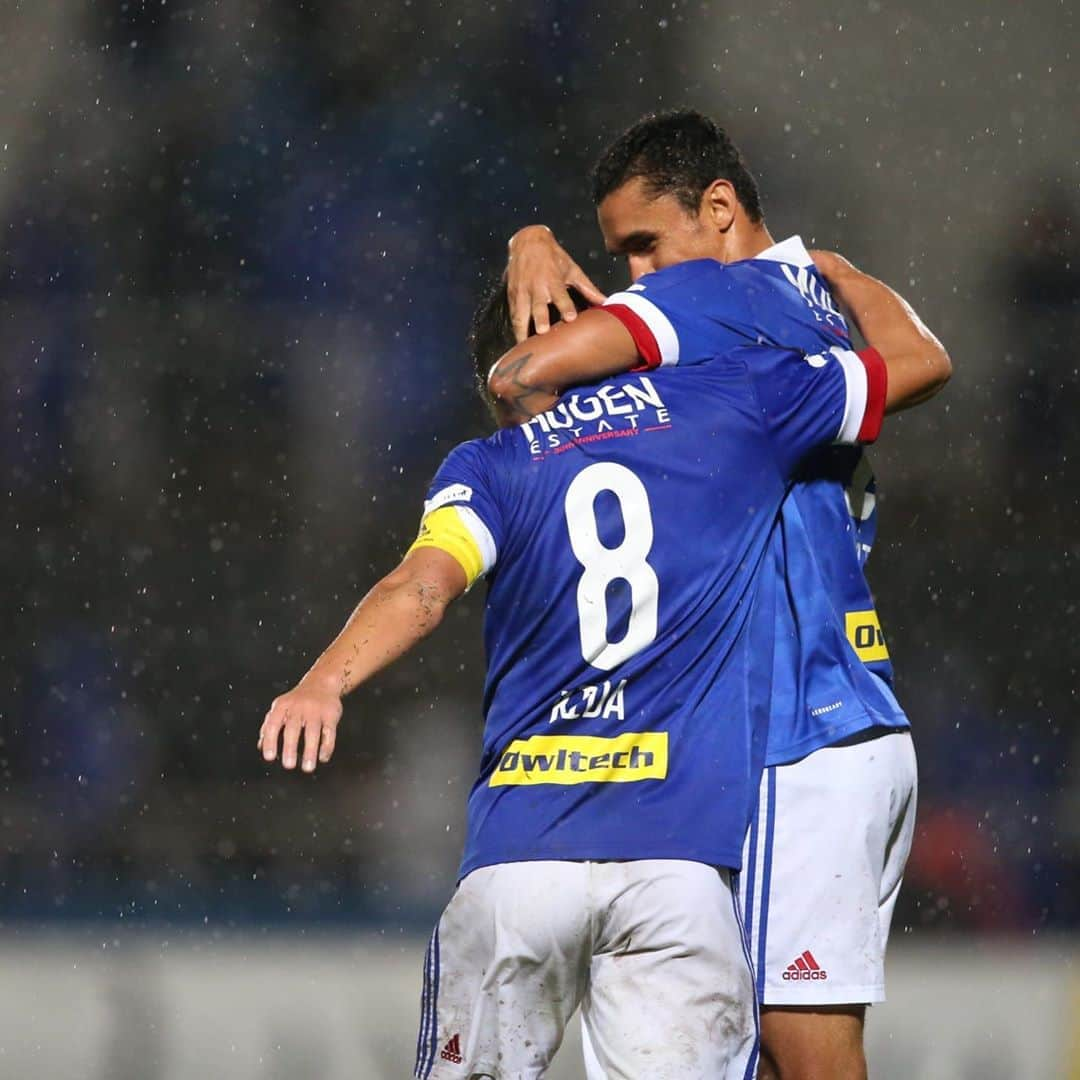 横浜F・マリノスさんのインスタグラム写真 - (横浜F・マリノスInstagram)「仲間🤝  #fmarinos #marinosfamily #Jリーグ」10月10日 19時33分 - yokohamaf.marinos