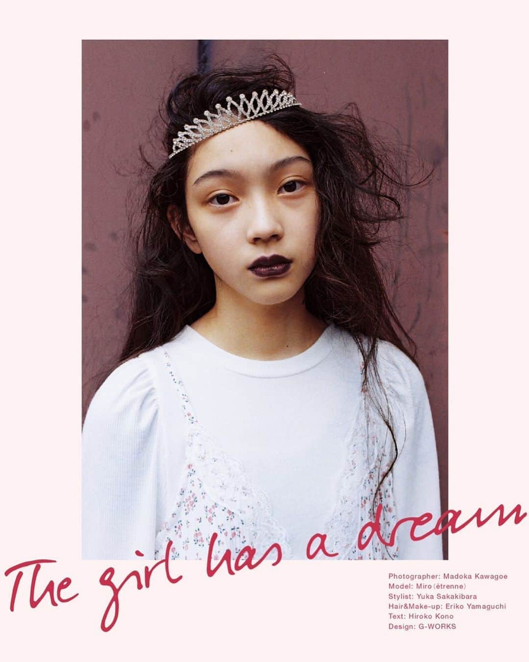 板橋よしえのインスタグラム：「. 𝐂𝐚𝐧𝐝𝐲 𝐒𝐭𝐫𝐢𝐩𝐩𝐞𝐫 𝟏𝟎月号 𝐯𝐨𝐥.𝟐  ⌇𝐓𝐡𝐞 𝐠𝐢𝐫𝐥 𝐡𝐚𝐬 𝐚 𝐝𝐫𝐞𝐚𝐦⌇  トキメキとの出会いは、常に人を目覚めさせる。 愛すべきものとの出会いは、あなたをもっと素敵にしてくれる。 その時目覚めた好奇心は宝物。 ファッションとの出会いで変わってあく自分がもっと好きになる。 まるで映画の中にいるかのような世界観を堪能して。  Photographer : @madoka_kawagoe  stylist : @yukasakakibara_  Hair Make-up : @eriko_yamaguchi_  Model : 美絽 @etrenne_official Text : @coffeegirlchiro ﻿ Design : @odag_works ﻿  #candystripper #candystripper_magazine」