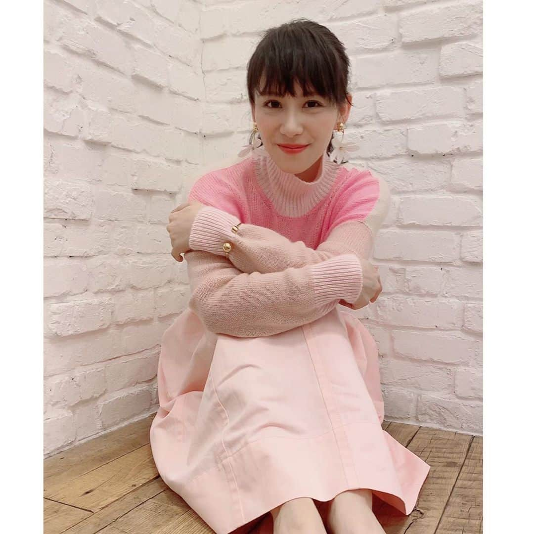 Perfumeさんのインスタグラム写真 - (PerfumeInstagram)「あ〜ちゃんがスタジオMCとして出演中の 『恋愛ドラマな恋がしたい～Kiss On The Bed～』 act3. 本日23:00から放送です✨お見逃しなく👀✨  Act. 3 of “Falling in love like a romantic TV drama ~Kiss On The Bed~" on AbemaTV to be aired at 11:00 p.m. today! Make sure to check it out!  #prfm」10月10日 19時58分 - prfm_official