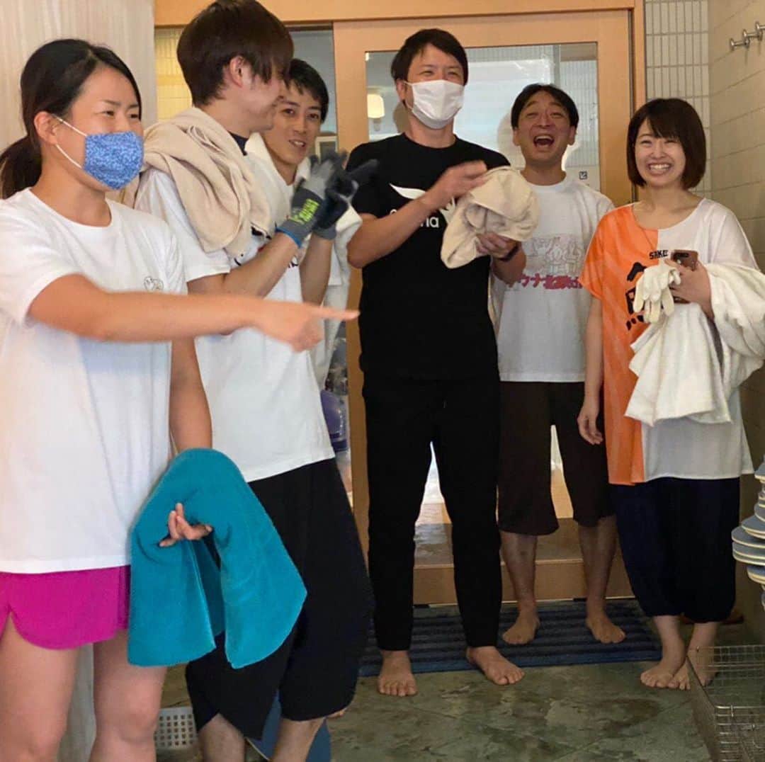 のインスタグラム：「北欧4daysありがとうございました☺️🙌  たくさんの人にアウフグース受けてもらえてめっちゃ楽しかったし、AufgussProfessionalTeamメンバーに色んな技教えてもらえてまた一歩前進できました！  みんなサ活やTwitterで感想たくさん言ってくれて感鮭🥺💕 モチベーション上がります😭 温かい目で見守ってくれて感激しました！！  早く北欧で毎週やったり色んな施設で出来るようになりたい！！ 頑張るぞー✧ \( °∀° )/ ✧」