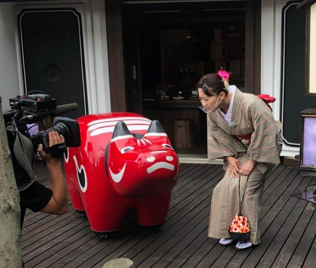 沙羅さんのインスタグラム写真 - (沙羅Instagram)「本日放送されました会津の思い出 〜続編〜⛰本当に空気がおいしくて体も心もスッキリしました😆﻿ 会津のこづゆが心にしみて、泣きそうになりました。﻿ みなさまのあたたかさに感謝です🍀﻿ お土産オススメSPOTは、会津ブランド館さん✨﻿ 会津ならではの繊細なお品ものばかりで、とても素敵な空間でした！会津木綿のピアスとゴムやフルーツカレーなどをプレゼントしてくださいました😭ありがとうございます！大事に使わせていただきます❤️﻿ 天然ガネゴンやあたたかいスタッフのみなさまにも、またお会いできますように🍀﻿ ﻿ 福島テレビ『わがまま！気まま！旅気分』﻿ 〜五感で楽しむ！あいづ女子旅〜ご覧頂いたみなさま﻿ ありがとうございました☺️﻿ ﻿ #福島テレビ﻿ #わがまま気まま旅気分﻿ #我如古アナウンサー﻿ #福島県﻿ #会津 #奥会津﻿ #霧幻峡﻿ #只見川﻿ #大河ドラマ﻿ #八重の桜🌸﻿ #新島八重さん﻿ #鉄砲﻿ #鶴ヶ城﻿ #綾瀬はるか さん﻿ #ものまね #沙羅」10月10日 21時31分 - sarapika128