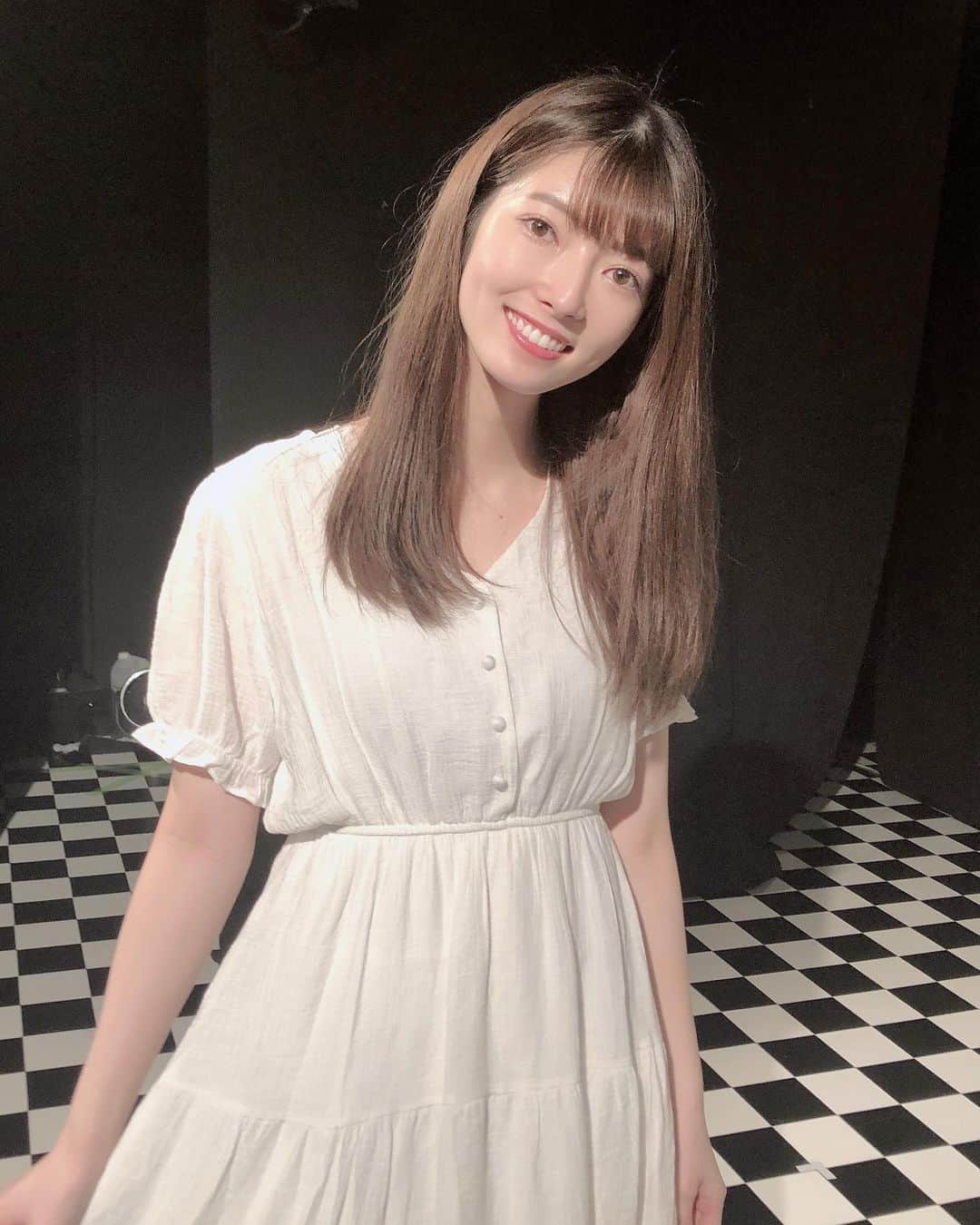 日下部美愛のインスタグラム：「ピュアに見えるよね 18日まで朗読劇頑張るぞ〜〜〜  #photo #japan #model #me #hair #fashion #makeup #selfie #followme #instagood #camera #instadaily #dailylook」