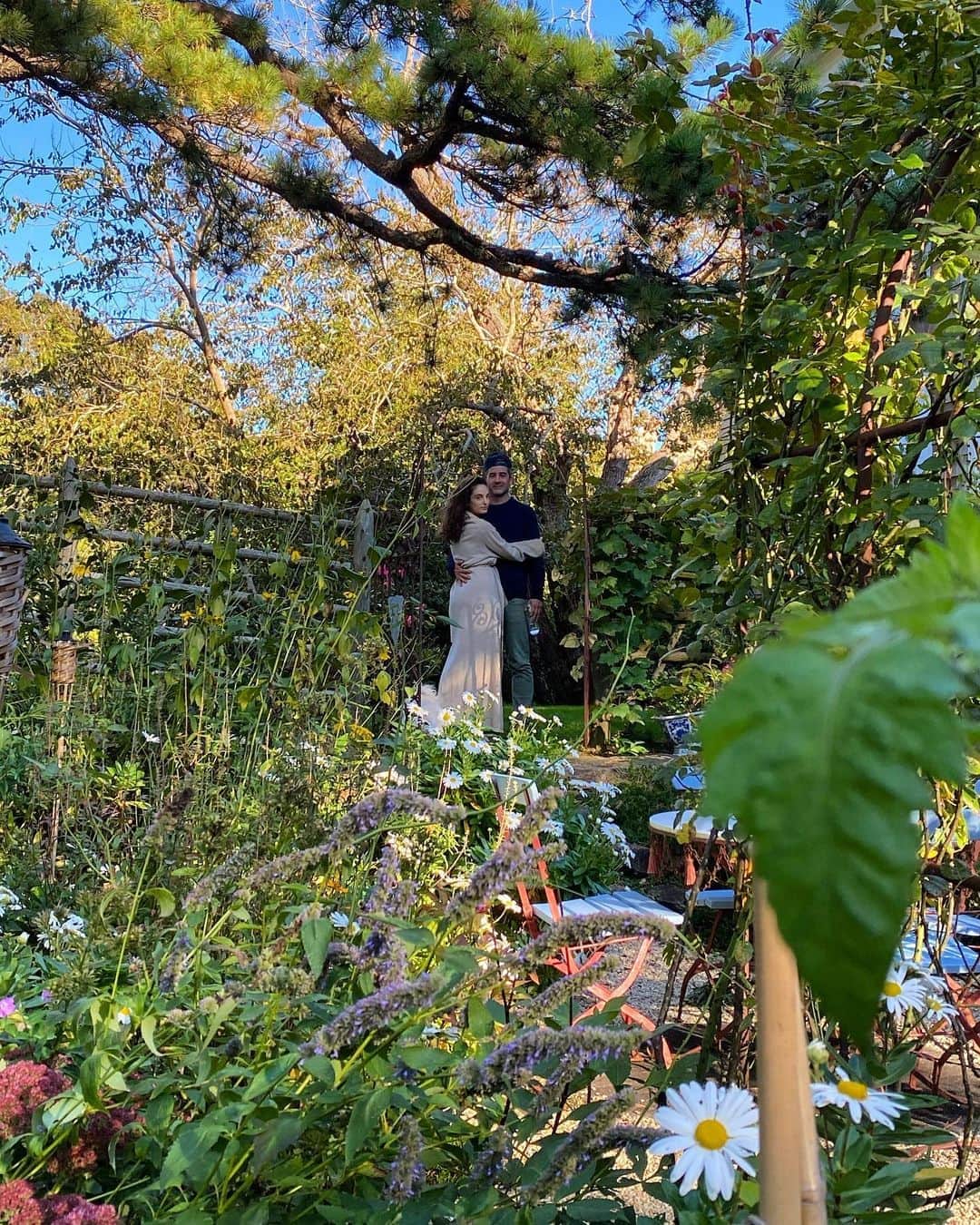 クリスティ・ブリンクリーさんのインスタグラム写真 - (クリスティ・ブリンクリーInstagram)「Hope your Saturday is like a happy love song that keeps you humming along! 🍃❤️💕🍂」10月10日 21時40分 - christiebrinkley
