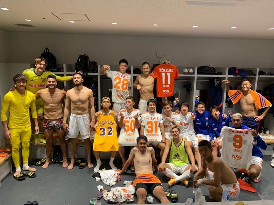 田上大地のインスタグラム：「+3🔥 マージキツかったけど、みんなでハードワークした結果が勝利に結びついて良かった！ #きゅんです #twelvefootball  #アルビレックス新潟 #albirex #albirexniigata #niigata #j2 #j2league #アイシテルニイガタ #50」