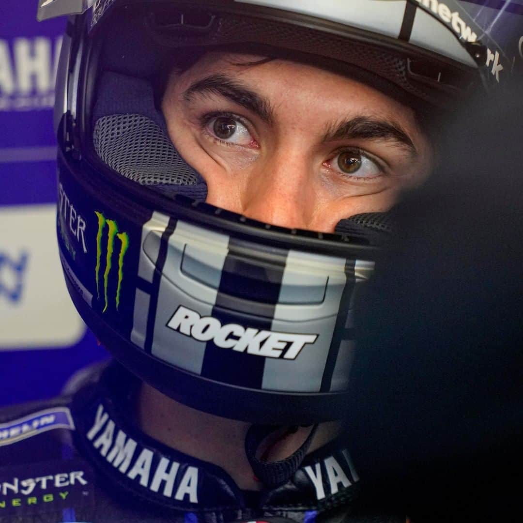 YamahaMotoGPさんのインスタグラム写真 - (YamahaMotoGPInstagram)「The French GP Q2 session is coming up 🔜  #MonsterYamaha  #MotoGP  #FrenchGP」10月10日 21時50分 - yamahamotogp
