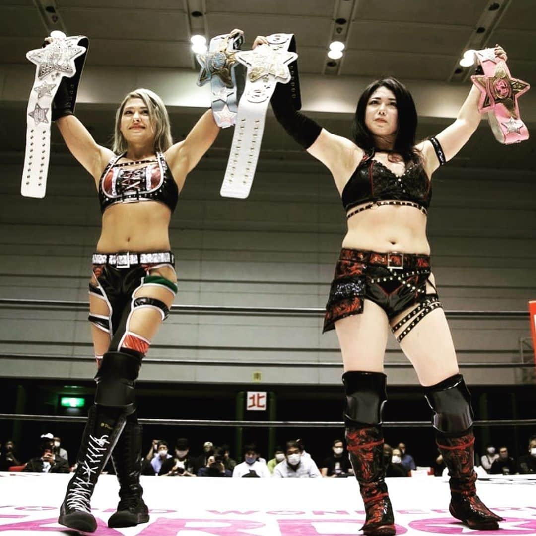 ジュリア・スターダムさんのインスタグラム写真 - (ジュリア・スターダムInstagram)「10.10 Osaka  tag league start ！  #stardom #スターダム　#crazybloom #ドンナデルモンド　#Donnadelmondo #DDM #舞華　#ジュリア　#プロレス　#女子プロレス　#大阪エディションアリーナ  #prowrestling  #prowrestler」10月10日 22時04分 - 0221giulia