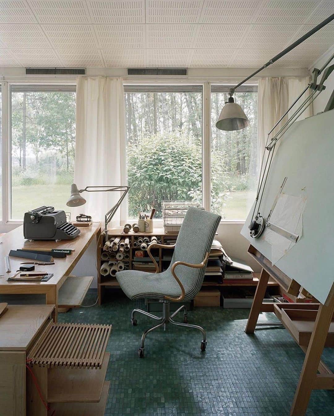 スティーブンアランのインスタグラム：「Karin and Bruno Matthson, Södra Kull, Tånnö, 1965 via @differ.design #stevenalan」