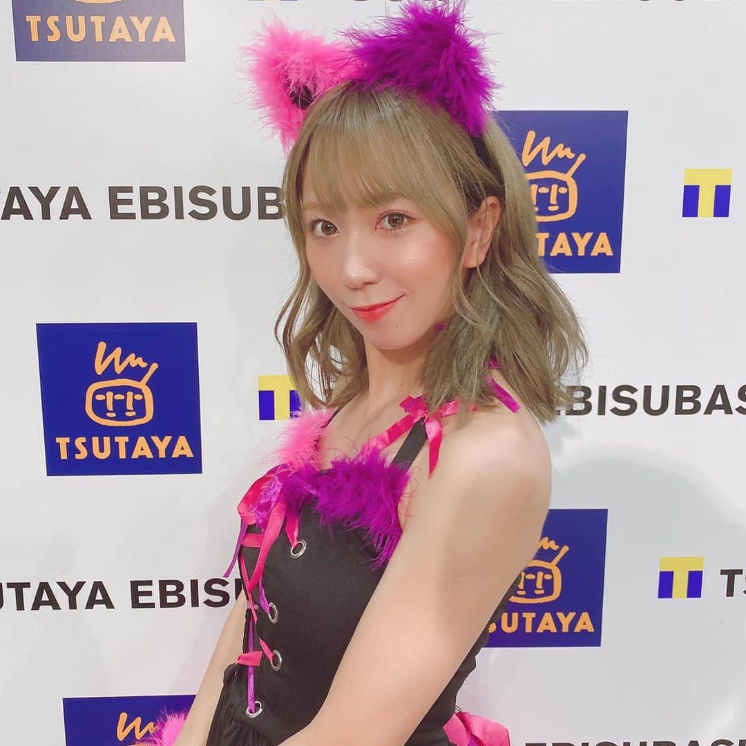 杉山優華のインスタグラム：「🎃🎃🎃 . . . . #follow #followme #likeforlike #follow4follow #f4f #likeforfollow #like4follow #likeforlikes #followers #like4likes #follower #following  #followalways #follow4like #follow4followback #フォロー #フォローミー #フォロワー #フォロミー #フォロワー募集 #いいね #instagood #instagram #instafashion #instagramjapan #instalike #ファッション #love #cosplay  #コスプレ」