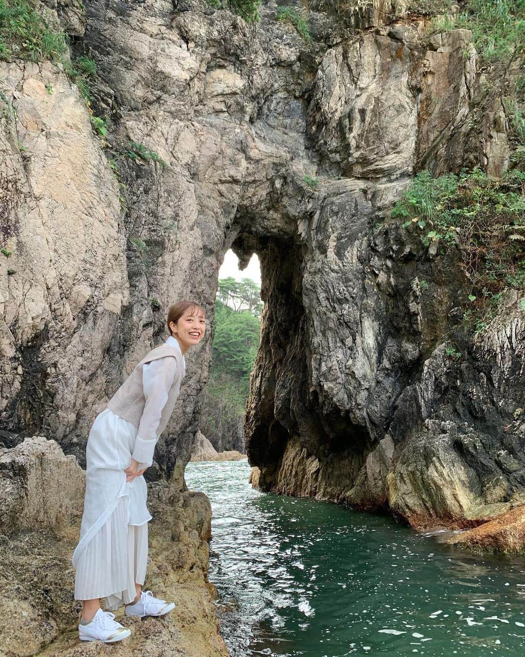 本橋優華のインスタグラム：「癒しの日☺︎﻿ 自然体な日☺︎ ︎﻿ ﻿ 素敵な景色が見えた！﻿ ﻿ #trip#goodtime#✌︎」