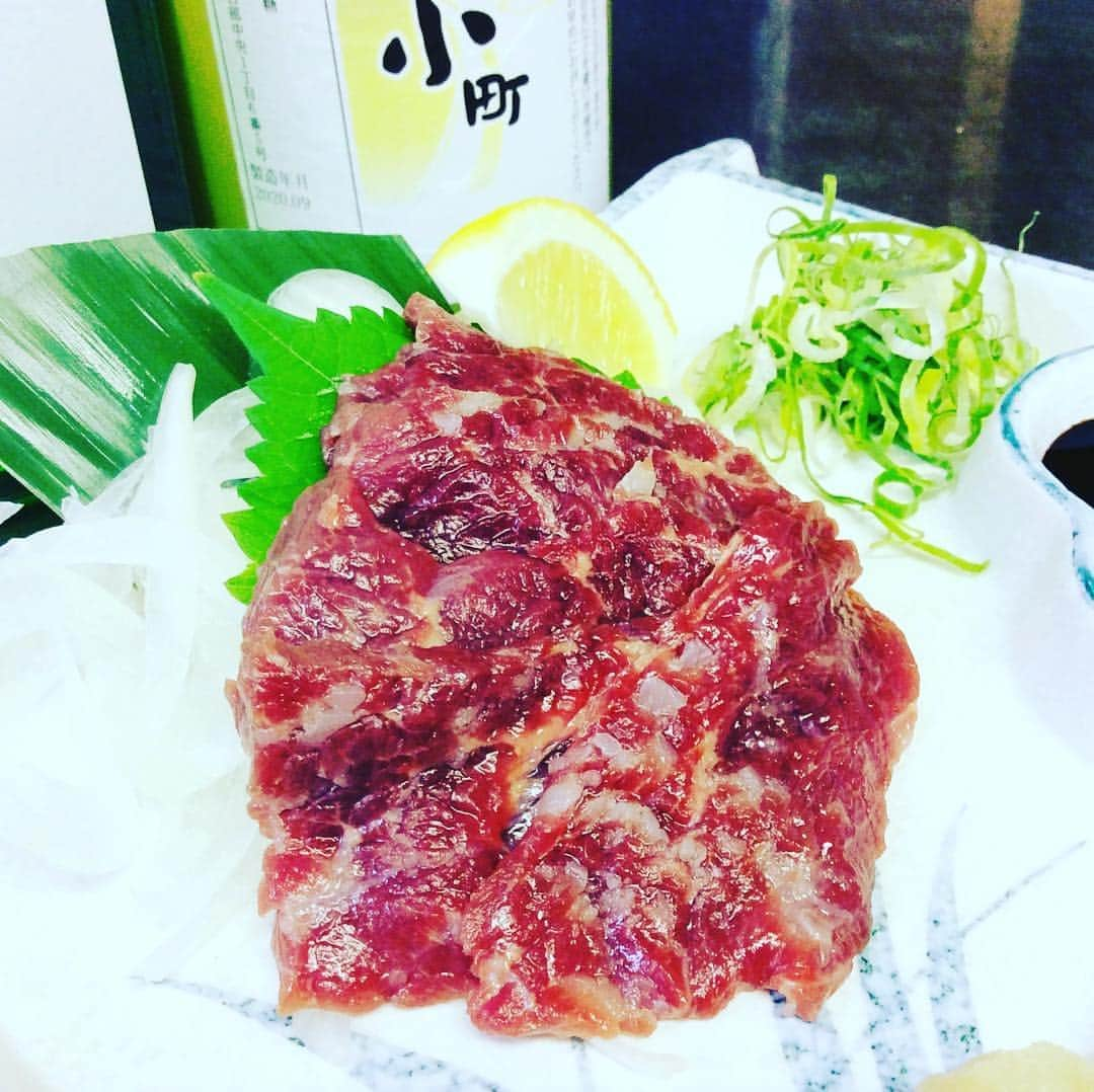 ゆずの小町 布施駅前店さんのインスタグラム写真 - (ゆずの小町 布施駅前店Instagram)「#馬肉ユッケ #ゆずの小町布施 #九州魂布施 #おすすめ #推し #個室 #居酒屋 #日本酒 #ゆず酒 #馬肉 #馬肉たたき #馬肉ゆっけ #馬刺し」10月10日 23時04分 - yuzunokomachi_fuse