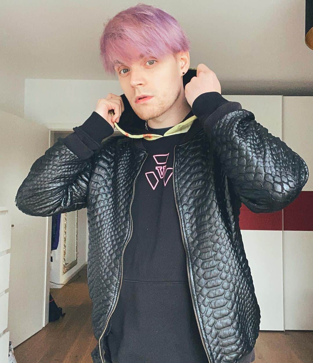 iBlaliのインスタグラム：「Just me. ☺️」