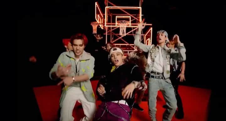 のインスタグラム：「“[Video] NCT U ’Misfit’ Track Video “ 💚  ____________________ #HENDERY #YANGYANG #JENO # #TAEYONG #MARK #SUNGCHAN #JOHNNY #NCT #NCTU #RESONANCE #NCT2020 #RESONANCE_Pt1 #NCT2020_RESONANCE」