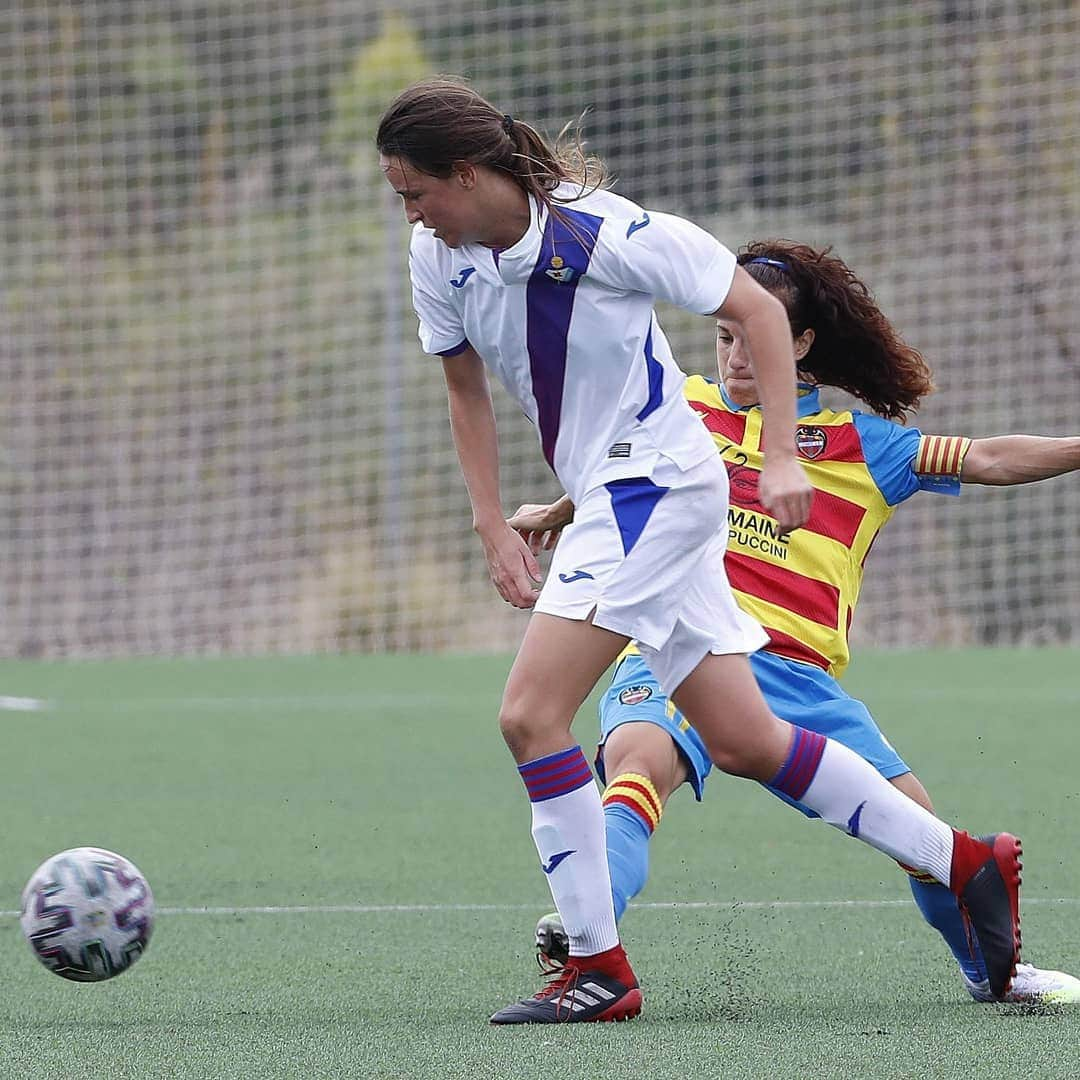 SDエイバルさんのインスタグラム写真 - (SDエイバルInstagram)「➕1⃣ Ezina eginez! 💙❤💪#Eibarfem #PrimeraIberdrola #LevanteEibar」10月10日 23時47分 - sdeibar