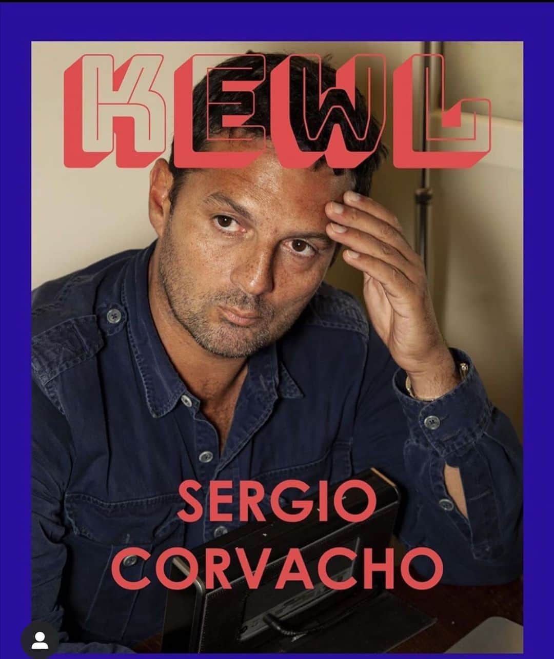 のインスタグラム：「Everyone please wish my Best Friend + Former Roommate + Artist +Photographer @sergiocorvachobeauty @sergiocorvacho. Sergio, I know you’re getting tons of social media posts today, so I’ll keep mine as short and simple as I can: I love you. Happy Birthday King 👑❤️❤️❤️」