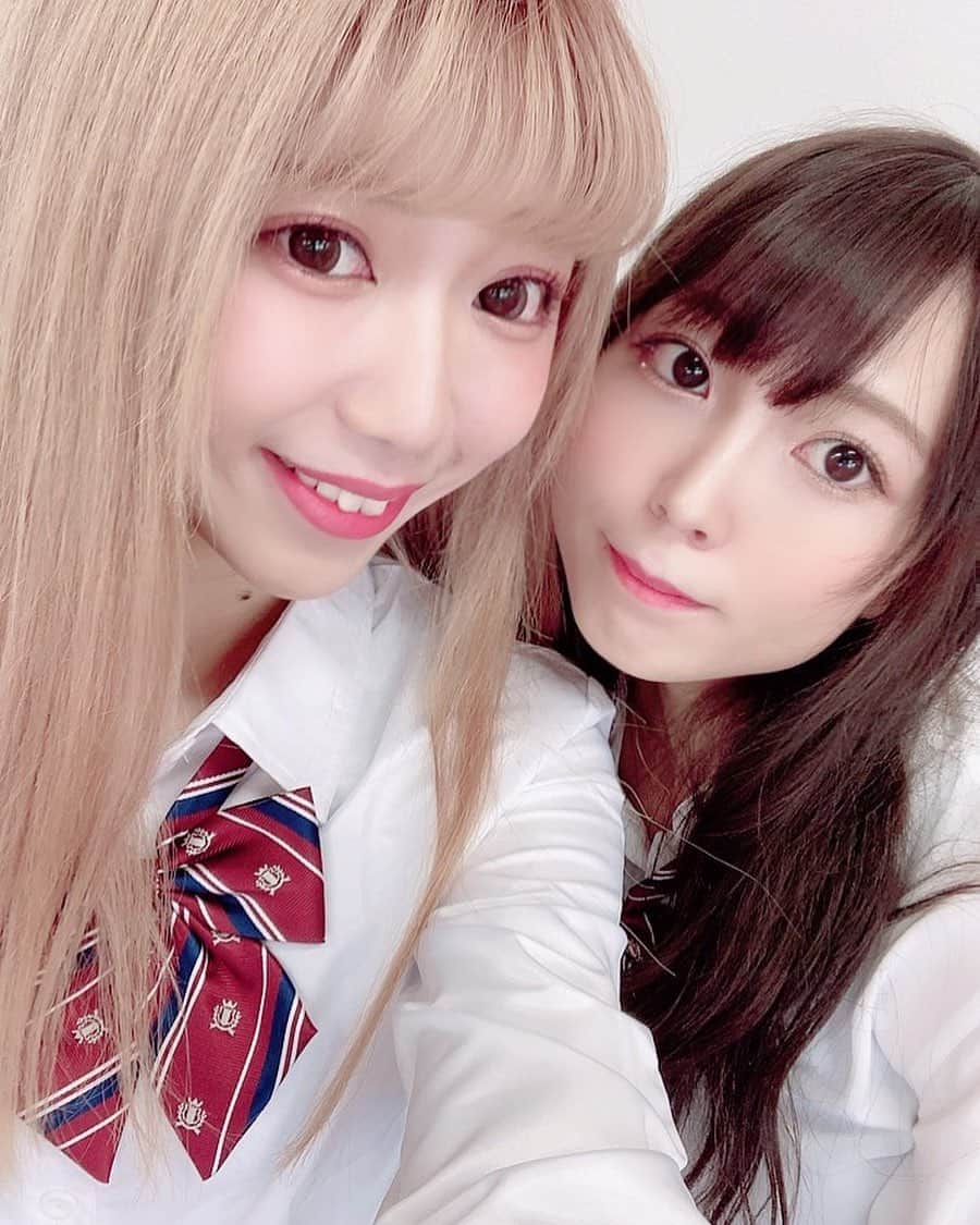 のインスタグラム：「今日解禁されました🥺🌈 10月31日 14時〜YouTube内で無料公開の #レバプロ さんの 舞台とドラマを融合させた #演ドラ企画 のドラマに参加させて頂きました😊👏  この前、水川はるちゃんと同じ撮影で制服着てたのはこれです( ◜ᴗ◝) (◜ᴗ◝ )  25歳金髪の制服が見れるよ！()  チェックよろしくお願いします🌟」