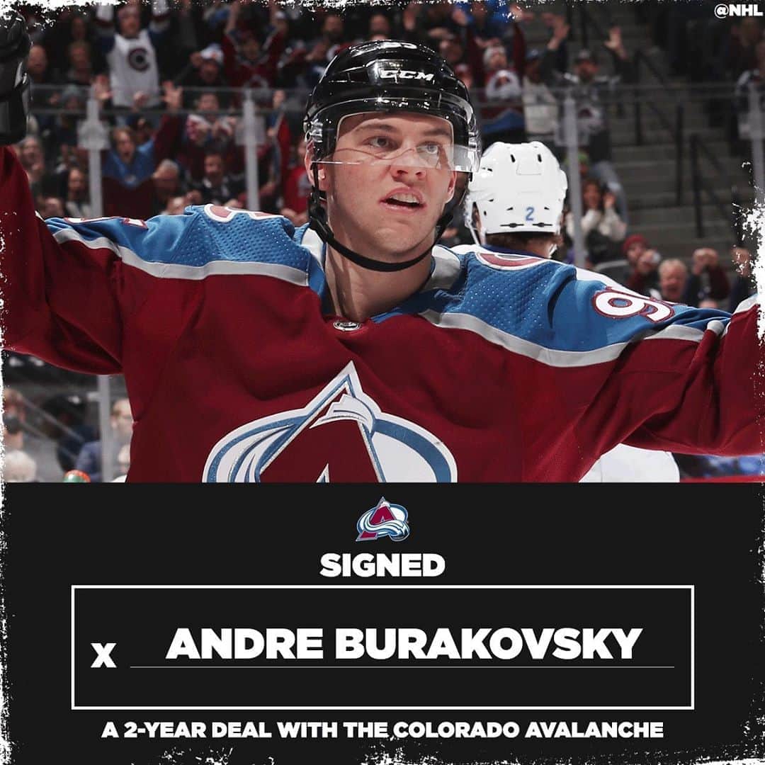 NHLさんのインスタグラム写真 - (NHLInstagram)「Two more years for @andreburakovsky with the @coloradoavalanche! #NHLFreeAgency」10月11日 0時24分 - nhl