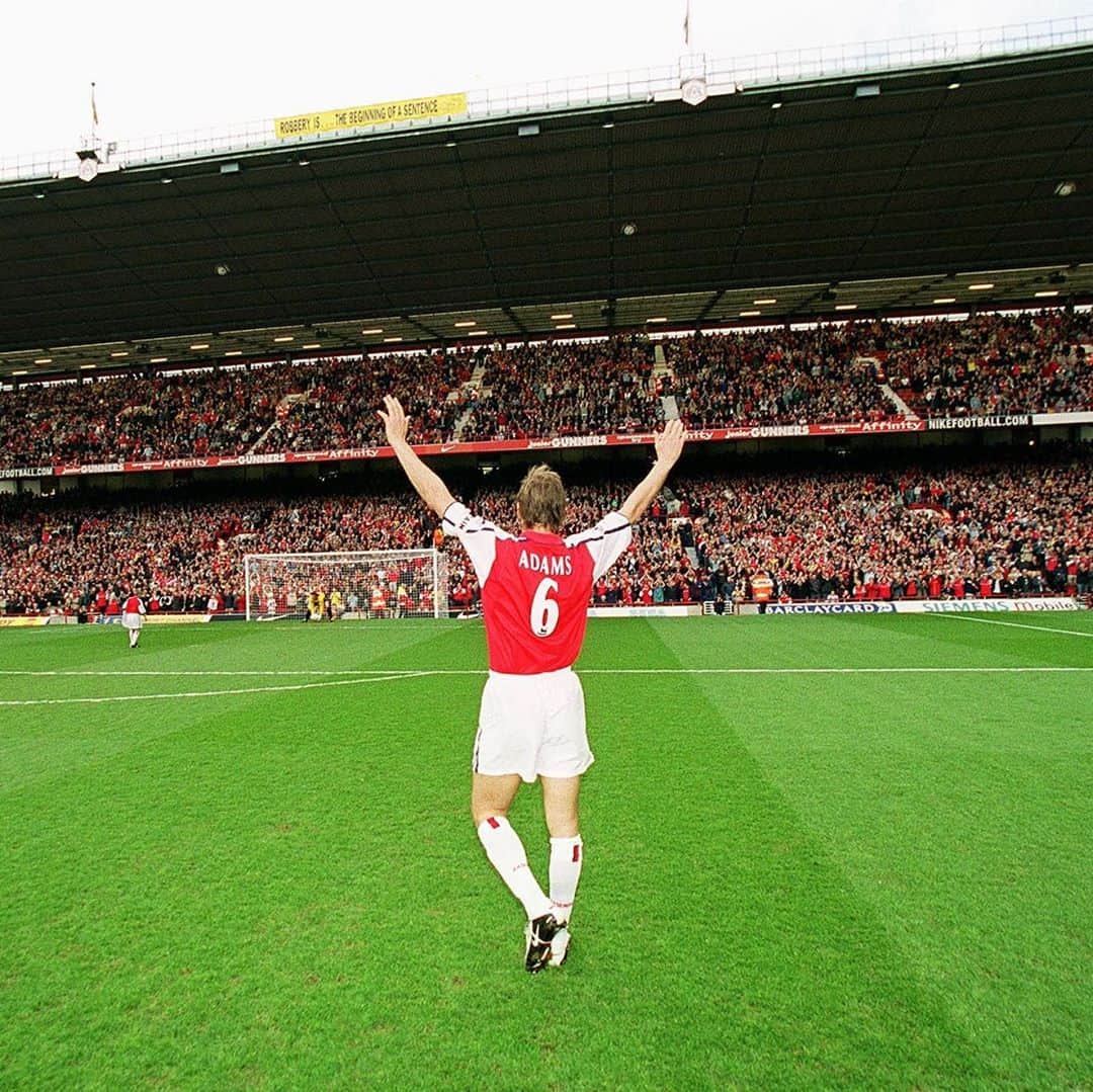 アーセナルFCさんのインスタグラム写真 - (アーセナルFCInstagram)「🔴⚪️ ᴍʀ ᴀʀꜱᴇɴᴀʟ 🔴⚪️ ⁠⠀ ⁠⠀ #Arsenal #TonyAdams #legend」10月11日 0時19分 - arsenal