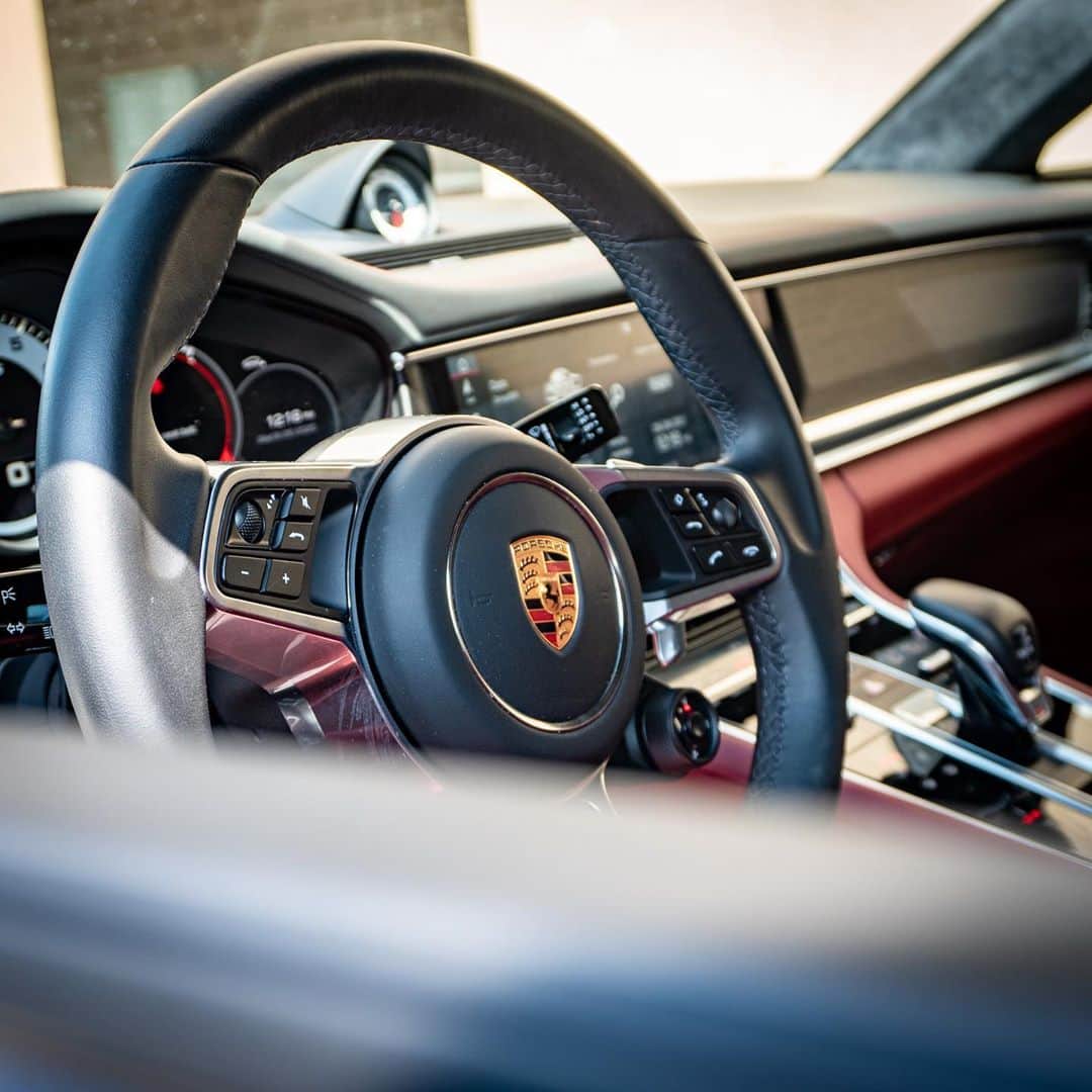 CarsWithoutLimitsさんのインスタグラム写真 - (CarsWithoutLimitsInstagram)「Porsche deals are on 🔥🔥🔥 right now! Grab a great deal on the 2020 Porsche Panamera GTS and other Porsche models, available now at @capitalmotorcars Capital Motor Cars is New Jersey’s leading auto leasing service, providing the best lease deals on all makes and models, complete with free dealership-to-driveway delivery nationwide. Mention CWL to receive a free set of all weather mats with any lease! #CapitalMotorCars  #carswithoutlimits #porsche #panameragts」10月11日 10時22分 - carswithoutlimits