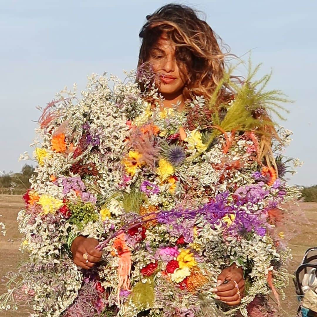 M.I.A.さんのインスタグラム写真 - (M.I.A.Instagram)「If I rose to power It'll be a bouquet」10月11日 10時44分 - miamatangi