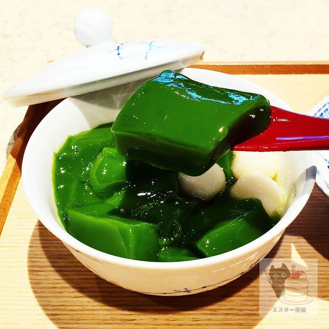 ミスター黒猫（黒猫仙人）のグルメインスタ