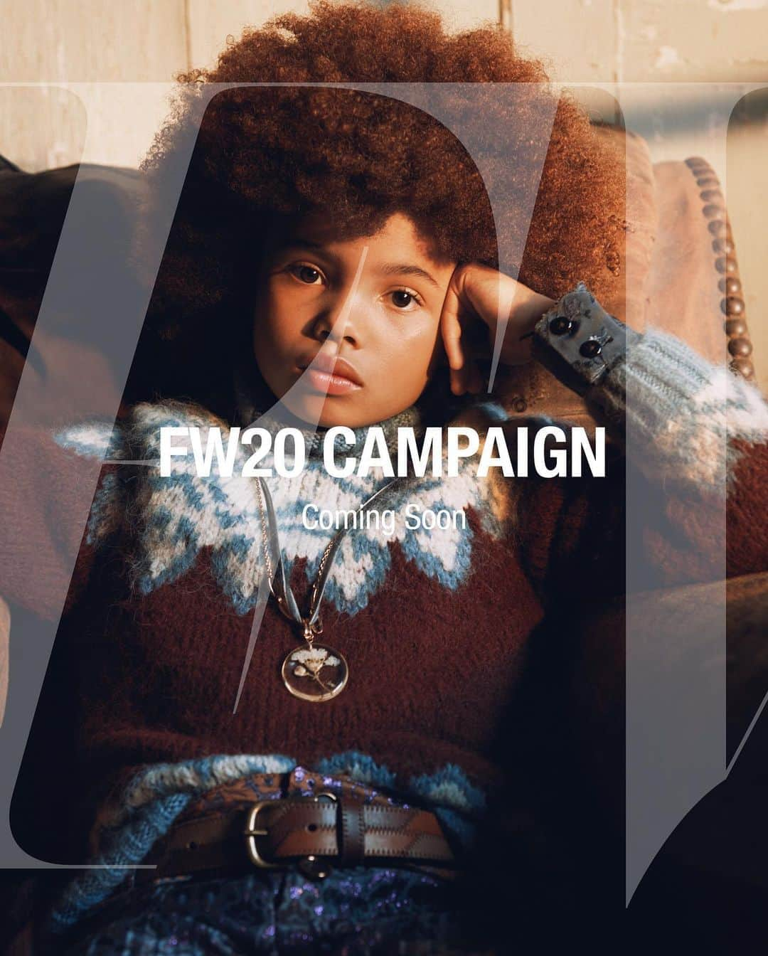 ZARAさんのインスタグラム写真 - (ZARAInstagram)「FW20 campaign. Coming soon #zaracampaign #zarakids @zarakids」10月11日 3時42分 - zara