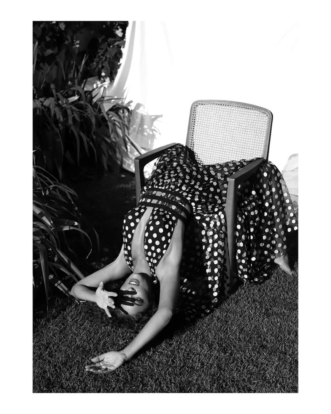 ジュリアナ・パエスのインスタグラム：「#saturdaymood @lucasmennezes」