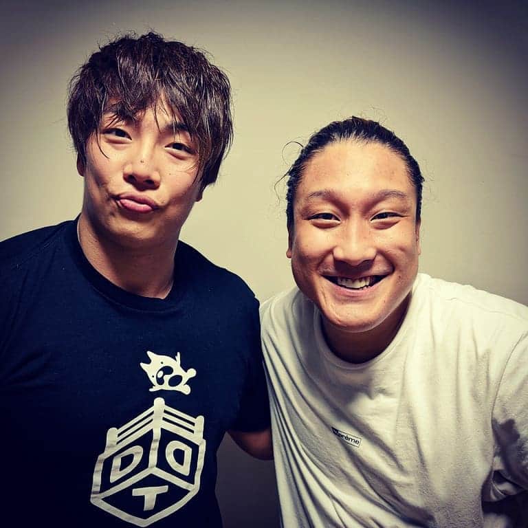 竹下幸之介のインスタグラム：「竹下二郎forever  #wrestling #workout #muscle #training #motivation #ファッション #boys #プロレス  #ddtpro #竹下幸之介  #黒潮イケメン二郎  #竹下二郎」