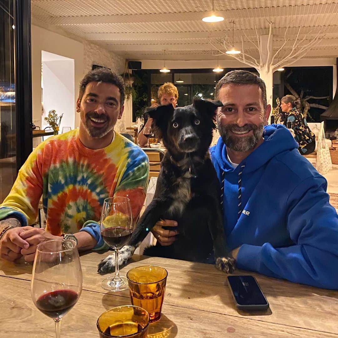 マルセロ・ブロン カウンティ・オブ・ミランのインスタグラム：「Amigazo @pocho22lavezzi」
