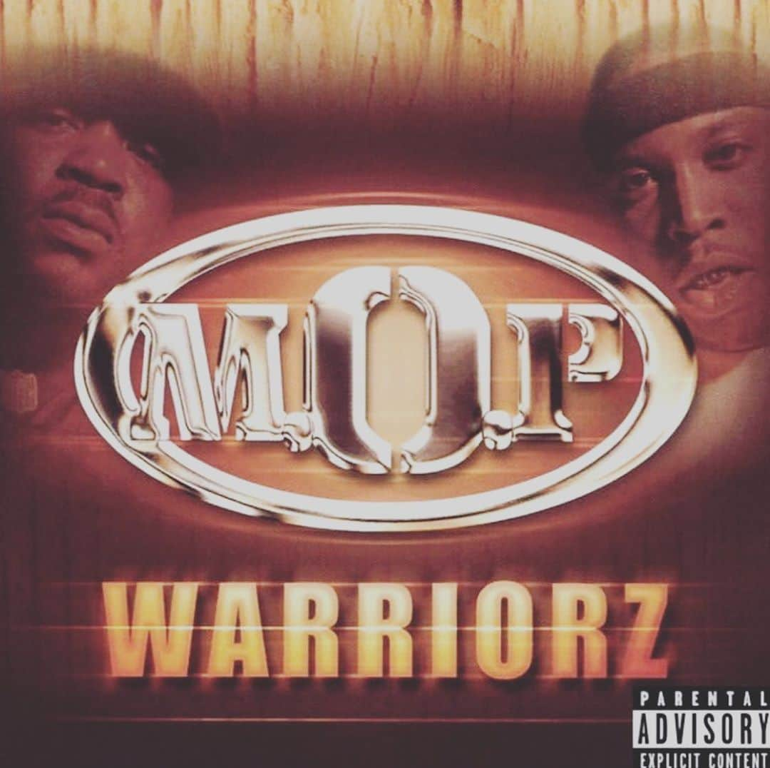 DJプレミアさんのインスタグラム写真 - (DJプレミアInstagram)「20 YEARS OF HARDCORE SLUGS TO THE WACK... SO BLESSED TO HAVE BEEN A PART OF THIS ALBUM FROM M.O.P. - "WARRIORZ"... 21 GUN SALUTE TO FAME AND BILLY... SALUTE LAZE, FOXX, TEF, FLIP, and THE WHOLE FIRST FAMILY  @billydanzem.o.p @famem.o.p @teflon_m.o.p @lazeelliott @foxxmop @eddiesancho  #D&DRecording and EVERYONE FEATURED ON THE ALBUM... 💥💥💥🔥🔥🔥」10月11日 7時49分 - djpremier