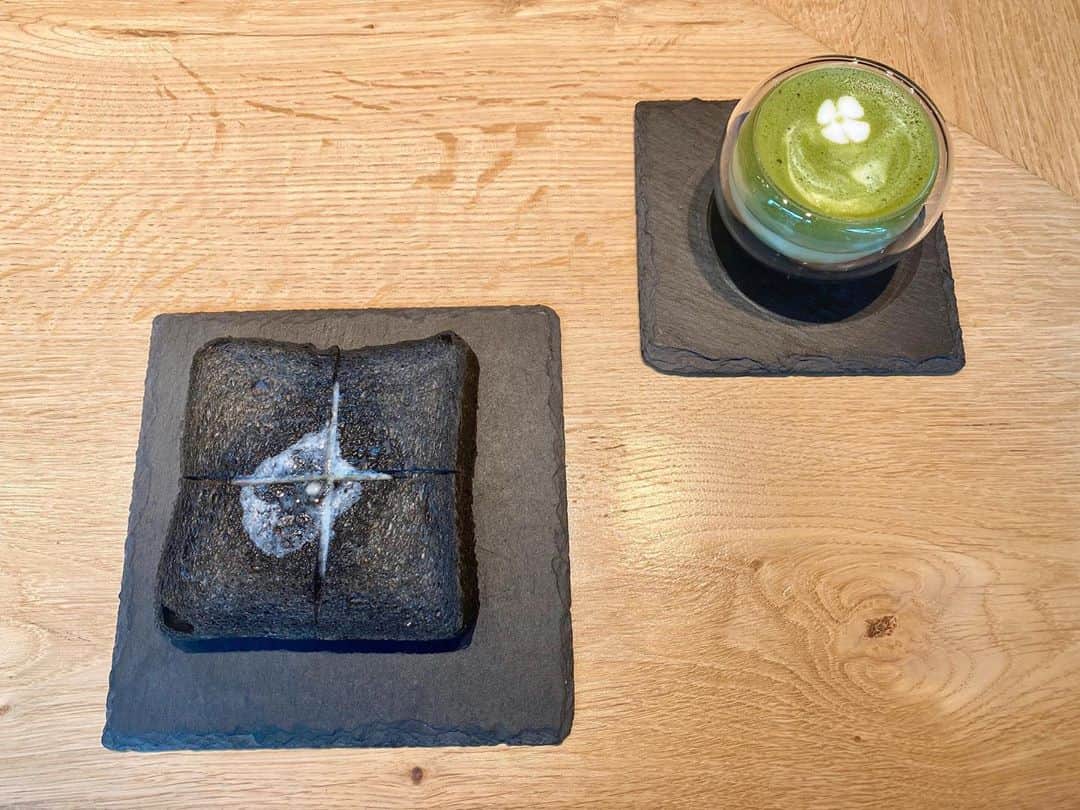 志乃のグルメインスタ