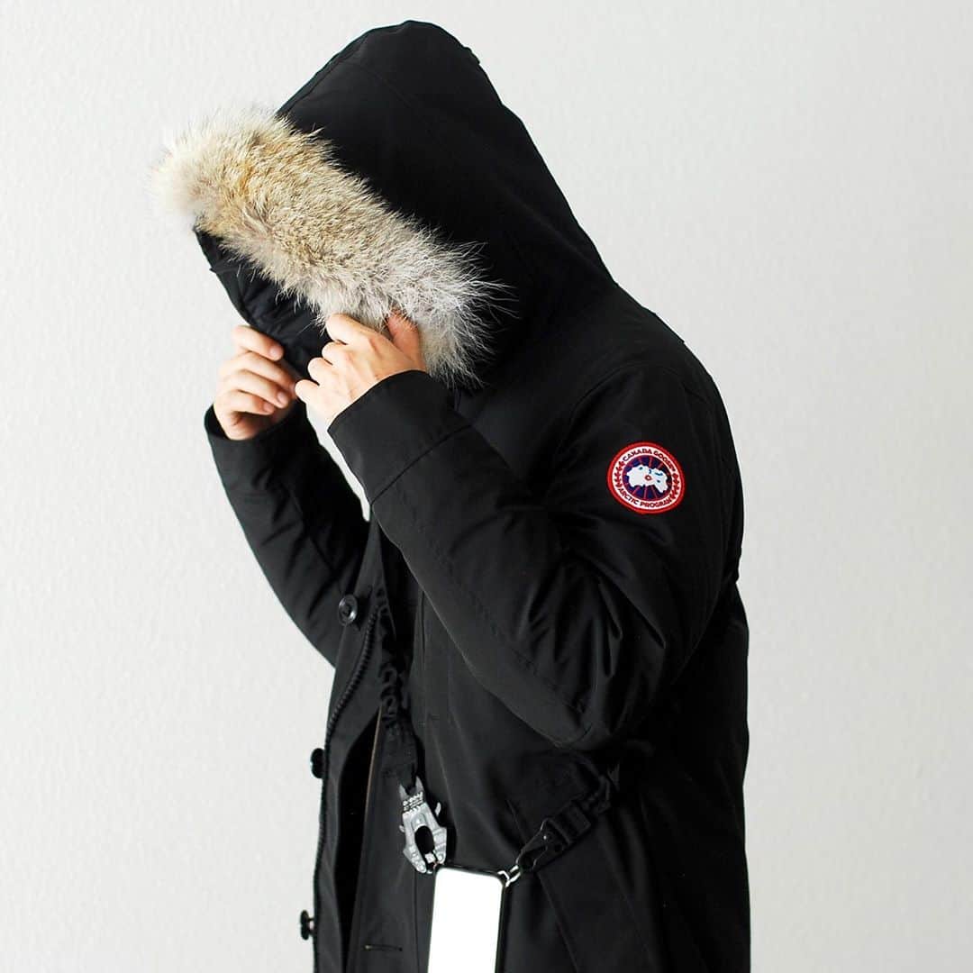 wonder_mountain_irieさんのインスタグラム写真 - (wonder_mountain_irieInstagram)「_ CANADA GOOSE / カナダグース “JASPER PARKA” ¥134,200- _ 〈online store / @digital_mountain〉 https://www.digital-mountain.net/shopdetail/000000006796/ _ 【オンラインストア#DigitalMountain へのご注文】 *24時間受付 *15時までのご注文で即日発送 * 1万円以上ご購入で送料無料 tel：084-973-8204 _ We can send your order overseas. Accepted payment method is by PayPal or credit card only. (AMEX is not accepted)  Ordering procedure details can be found here. >>http://www.digital-mountain.net/html/page56.html  _ 本店：#WonderMountain  blog>> http://wm.digital-mountain.info _ 〒720-0044  広島県福山市笠岡町4-18  JR 「#福山駅」より徒歩10分 #ワンダーマウンテン #japan #hiroshima #福山 #福山市 #尾道 #倉敷 #鞆の浦 近く _ 系列店：@hacbywondermountain _」10月11日 9時47分 - wonder_mountain_