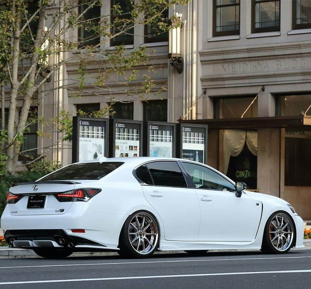 Spirits Artisanのインスタグラム：「Lexus GS F Artisanspirits/// Sportsline blacklabel www.artisanspirits.co.jp #artisanspirits #artisan #asms #as #lexus #lexusgsf #gsf #corarta5 #yokohamatire #japan #jp #evasivemotorsports #ravspecjdm #butlertire #jworksunlimited #premierautowerkz #suvproject #kanooperformance #car_life_staff  #トラウム #車庫小舗 #nigeljdmparts #advanced_auto_performance  #mr__lexus #jackspna #ottoautoservice」