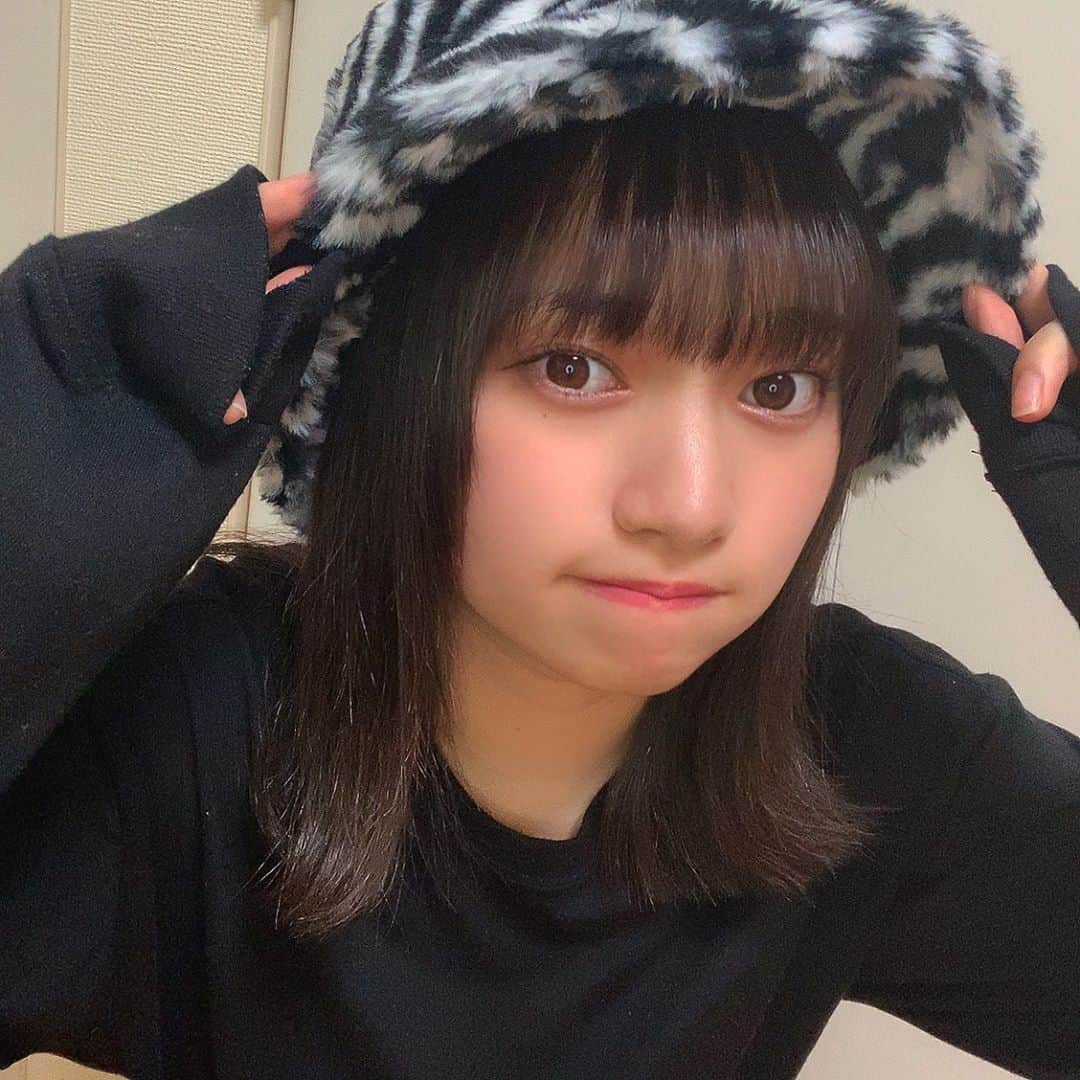 奥原妃奈子のインスタグラム：「帽子かわいすぎっ( ¨̮ )︎︎♡ 外ハネどうですか〜？」