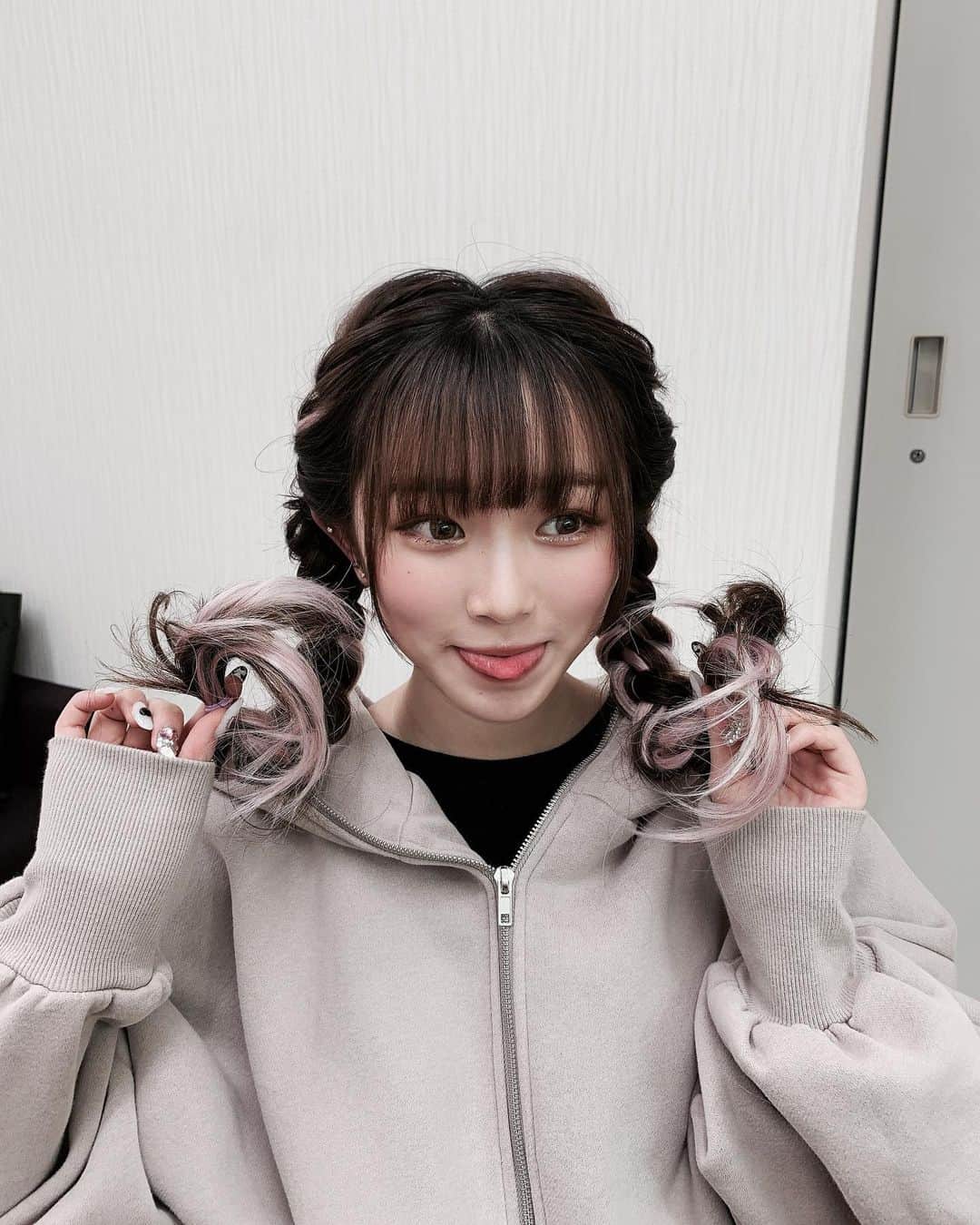平野夢来（ゆぴぴ）のインスタグラム：「😛🍑」