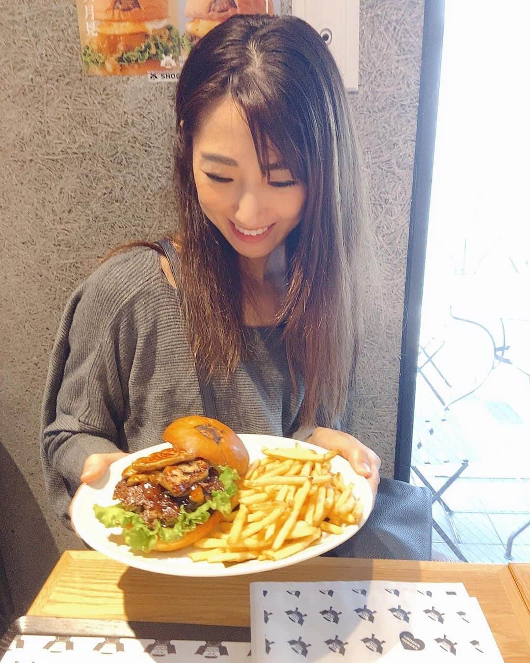 阿川麻美のグルメインスタ