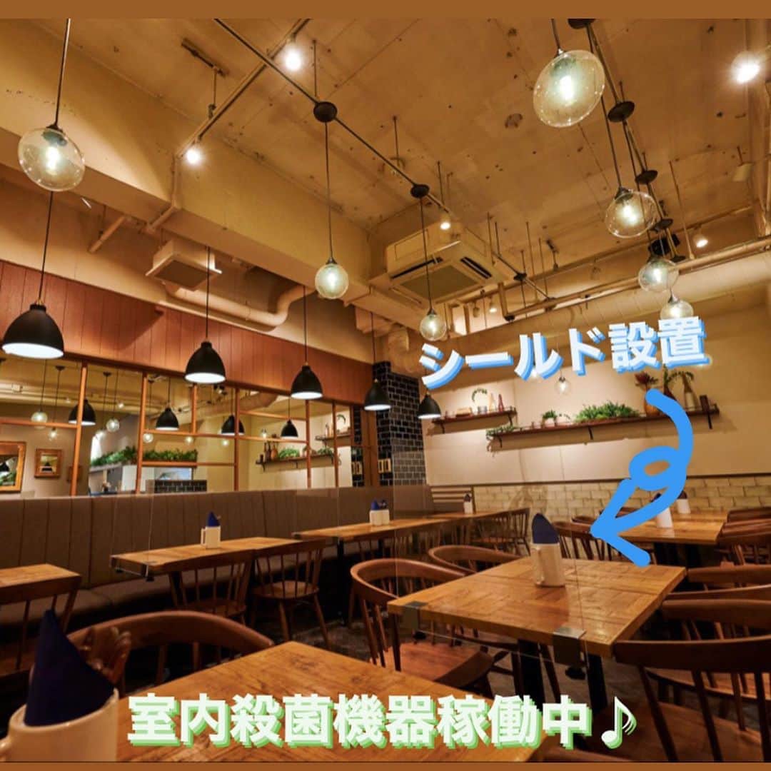 T.G.HEARTH TGハースのインスタグラム：「こんにちはハース恵比寿店です🍷﻿ 只今、食べログからgotoキャンペーンでネット予約するとすごいお得な事があるみたいです🤗✨✨﻿ たまには贅沢したいな〜♪なんて思っているあなた‼️﻿ そのお手伝いさせていただきます👌﻿ とりあえずスマホでチェックしてみましょう⭐️﻿ ﻿ ﻿ テイクアウト限定チキンのご案内↓↓↓﻿ 当店名物ロティサリーチキン1羽まるごと¥1980🐓﻿ ☎️03-6416-9830﻿ ﻿ ◆ガレット（YouTubeで動画も見れるよ‼️）﻿ https://www.instagram.com/galette.galette/﻿ ﻿ https://m.youtube.com/channel/UC4nVtquelZgXuDnXWpCQ9sg﻿ ﻿ ◆Uber eats・menu・出前館によるデリバリー﻿ 11:30〜21:00﻿ ﻿ ◆LINE@登録お願いします♪﻿ https://lin.ee/g0H4jc6﻿ ﻿ ﻿ 皆さまの笑顔に会えますように！💕💕💕﻿ ﻿  #ハース恵比寿店#代官山ディナー#代官山ランチ#恵比寿グルメ#恵比寿ビストロ#恵比寿ディナー#代官山グルメ #ハース #代官山テイクアウト#恵比寿ランチ#ガレット#チーズ#ロティサリーチキン#gotoトラベルキャンペーン#gotoキャンペーン#恵比寿ワイン#gotoeat #渋谷ディナー#恵比寿チーズ#ローストチキン#渋谷グルメ#渋谷ランチ#渋谷チーズ#恵比寿カフェ#チーズケーキ#渋谷カフェ#恵比寿新聞#恵比寿ビール#チーズフォンデュ#恵比寿テイクアウト」