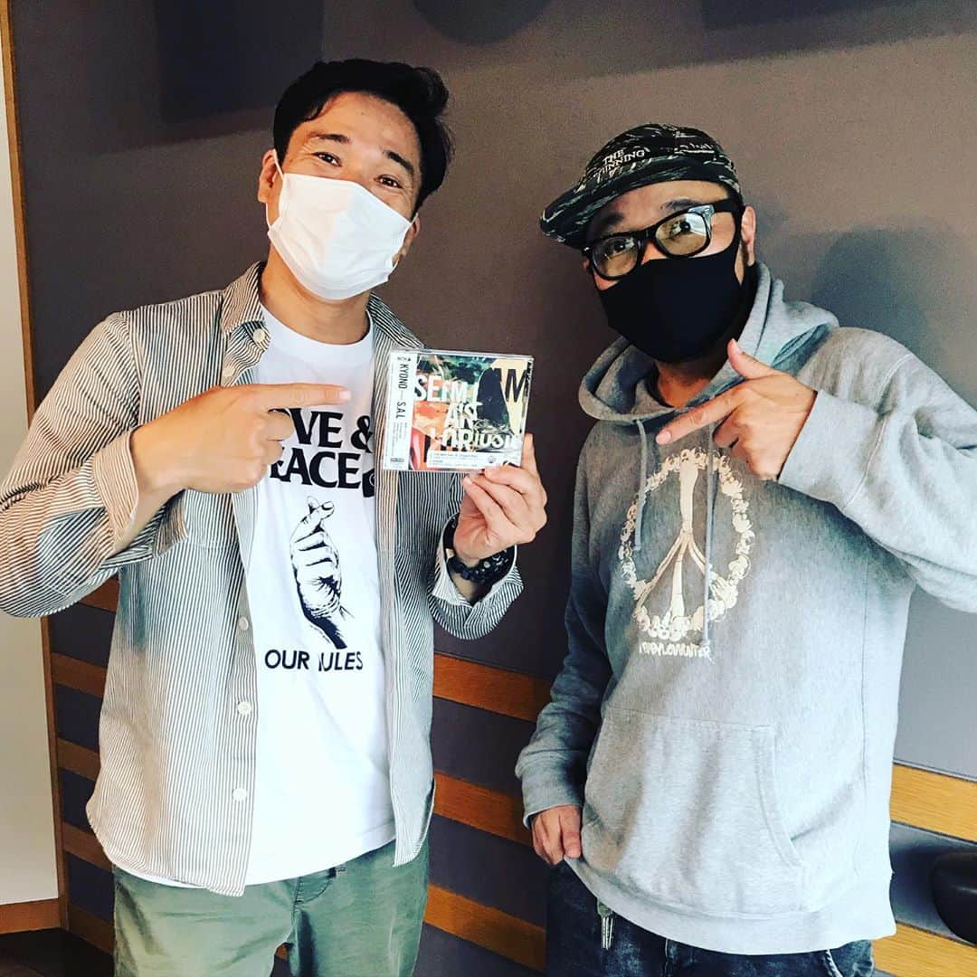 井手大介のインスタグラム：「スタジオでKYONOパイセンと会えた！早速チャンネル登録してもらいましたwwありがとうございます😊 KYONOさんのニューアルバムS.A.Lチェックするべし！ @kyono」