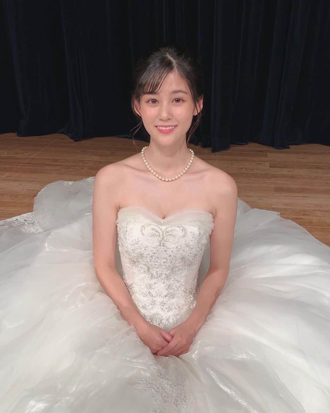 中原みなみさんのインスタグラム写真 - (中原みなみInstagram)「. 🏆ミス慶應SFC2020準グランプリを頂きました🏆  みなさん、本当に応援ありがとうございました。「今年から全慶應生出場可能」という文字を見かけ、飛び込んだことが、自分の中では大きなチャレンジでした。最初は「なんで法学部？」という言葉も多い中で自分をアピールしていくことが辛く、悩ましい時期もありました。それでも私を受け入れ、そして支え続けて下さったみなさんに感謝の気持ちで一杯です！3ヶ月間、ありがとうございました。  今回の私の挑戦が、他のキャンパスとSFCの架け橋になることが出来ていたら本当に嬉しく思います。今日をスタート地点として、これからまたさらに頑張ります。みなさん、本当にありがとうございました！  @wwtuxedo #withawish #ドレス　#タキシード」10月11日 12時42分 - nakahara_minami
