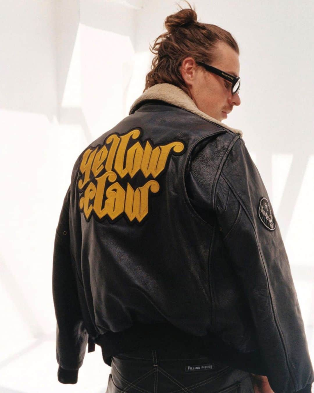 Yellow M.F. Clawさんのインスタグラム写真 - (Yellow M.F. ClawInstagram)「DJ TURN IT UP」10月11日 13時09分 - yellowclaw