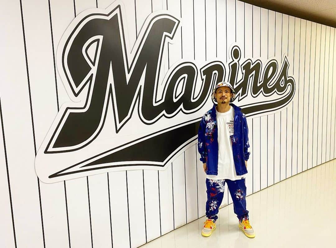 KENTAのインスタグラム：「今年2回目のマリンスタジアム。﻿ 晴れてよかった。﻿ WANIMAのメンバー２人は置いてきました。﻿ ﻿ #FIELDOFWONDER ﻿ #WANIMA」